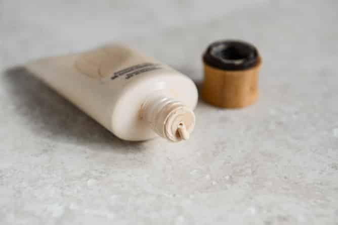 tarte BB tinted moisturizer I howsweeteats.com