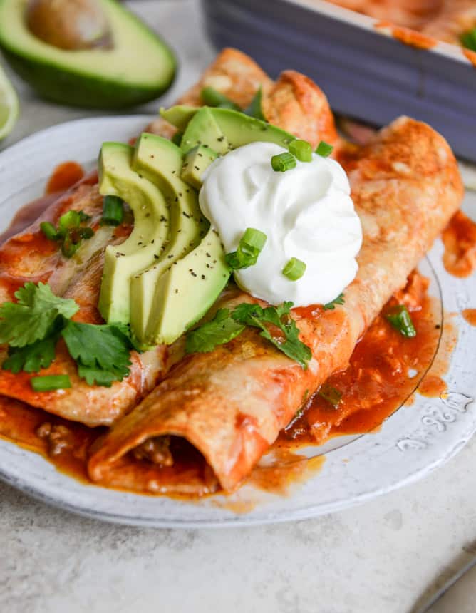  Lightened Up Beef Enchiladas with 10 Minute Enchilada Sauce I howsweeteats.com