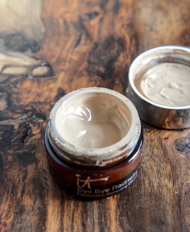 it cosmetics bye bye redness I howsweeteats.com
