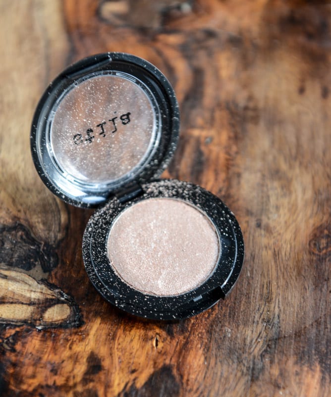 silta kitten eyeshadow I howsweeteats.com