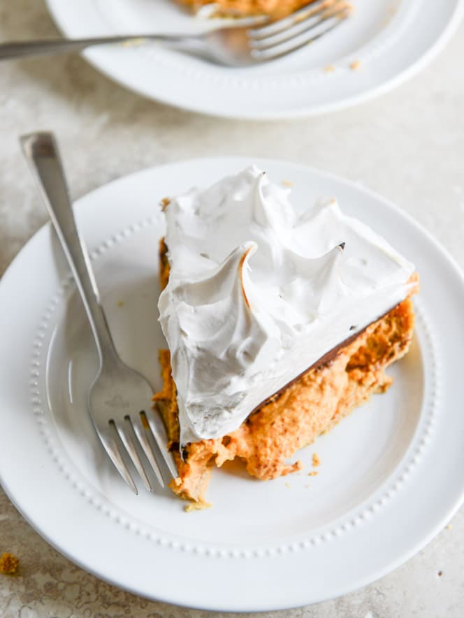 pumpkin s'mores tart I howsweeteats.com