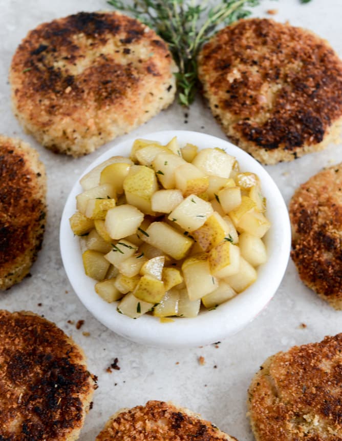 Crispy Goat Cheese Risotto Cakes with Vanilla Salted Winter Pears I howsweeteats.com