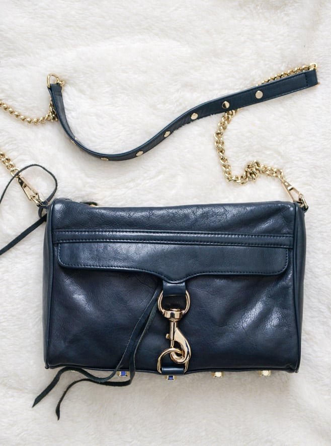 what's in my purse I howsweeteats.com