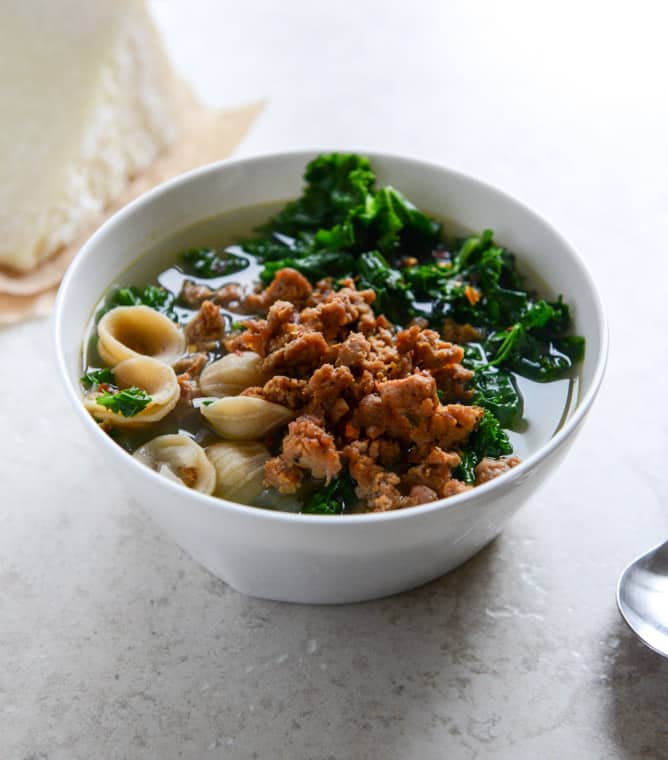 Spicy Sausage, Kale and Whole Wheat Orecchiette Soup I howsweeteats.com