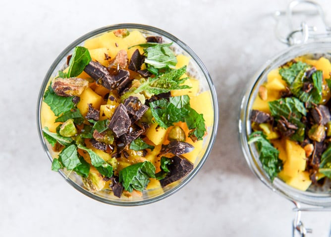 Vanilla Bean Chia Pudding with Fresh Mint, Mango, Pistachios + Dark Chocolate I howsweeteats.com