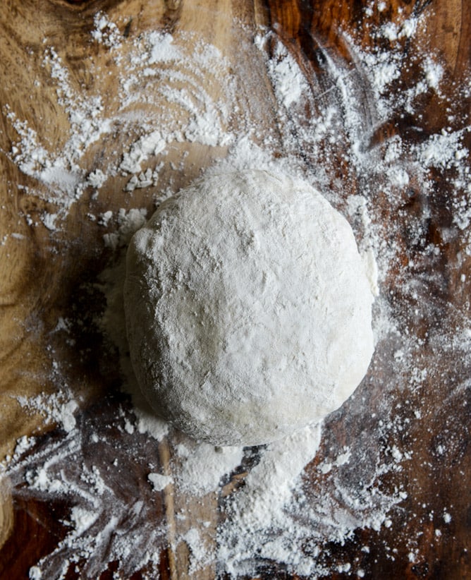 White Pizza with Spinach and Bacon I howsweeteats.com