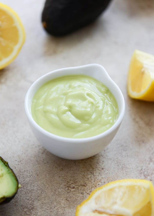 Sweet Corn Cake Eggs Benedict with Avocado Hollandaise I howsweeteats.com Sweet Corn Cake Eggs Benedict with Avocado Hollandaise I howsweeteats.com