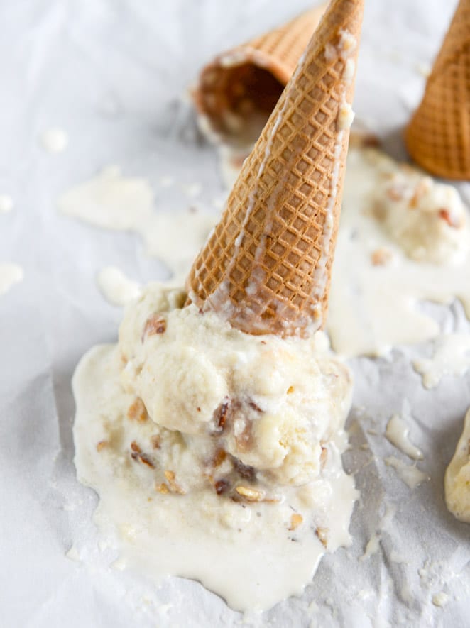 Almond Torte Mascarpone Ice Cream with a Brown Butter Almond Crunch I howsweeteats.com