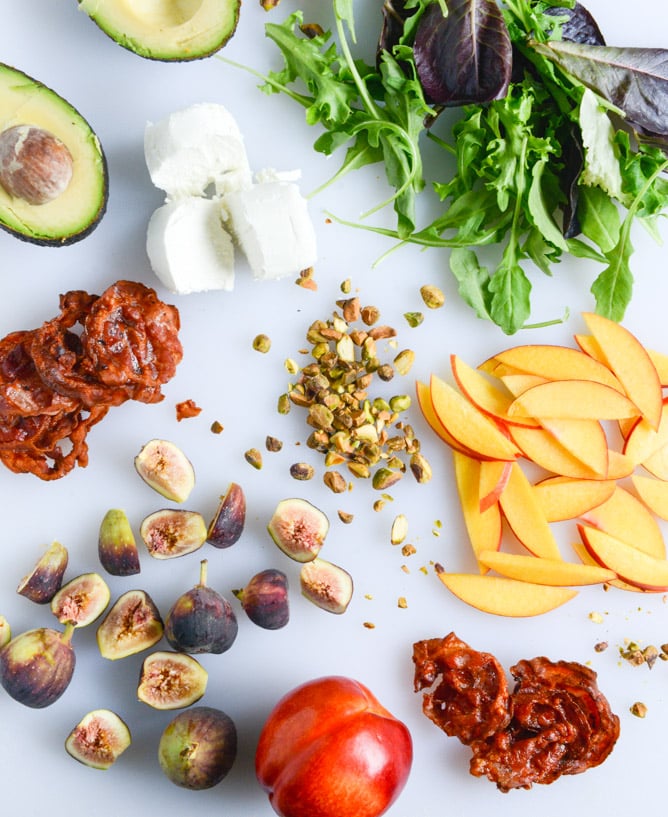 nectarine and fig summer salad with crispy pancetta I howsweeteats.com