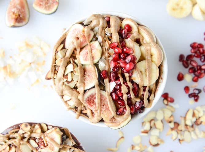 autumn acai bowls with vanilla bean cashew butter I howsweeteats.com