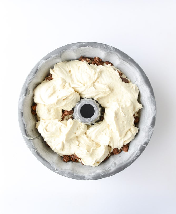 sour cream coffee cake with brown butter glaze I howsweeteats.com