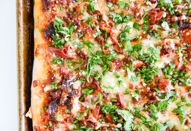 meat lovers pizza I howsweeteats.com