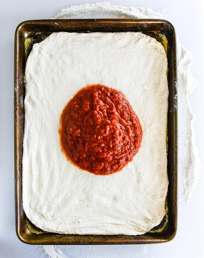 meat lovers pizza I howsweeteats.com