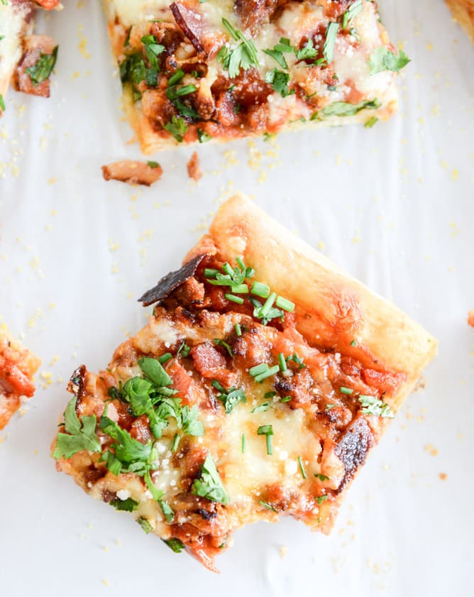 meat lovers pizza I howsweeteats.com