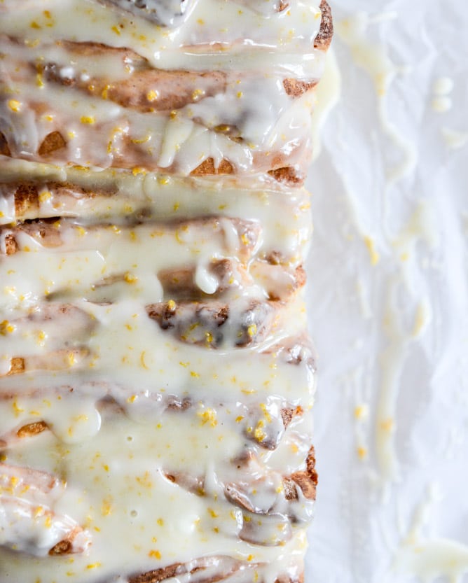 sweet orange cinnamon pull apart bread I howsweeteats.com