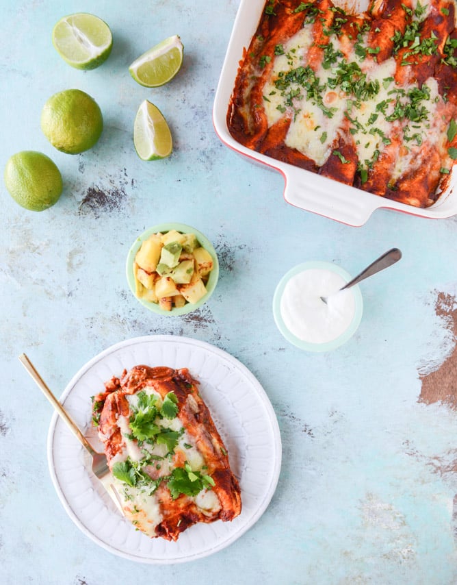 roasted pork and caramelized pineapple enchiladas I howsweeteats.com