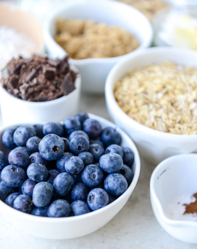 blueberry breakfast cookies I howsweeteats.com