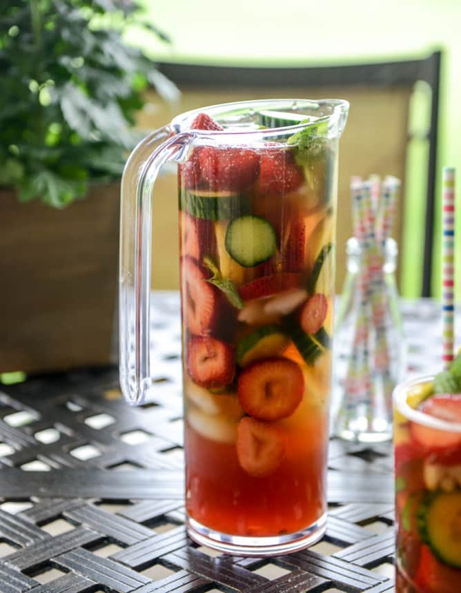 strawberry pimm's cups I howsweeteats.com