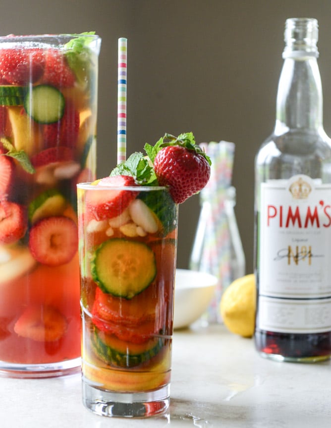 strawberry pimm's cups I howsweeteats.com