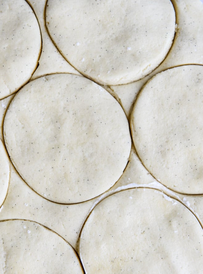 summer fruit parfaits with brown butter shortbread and coconut cream I howsweeteats.com