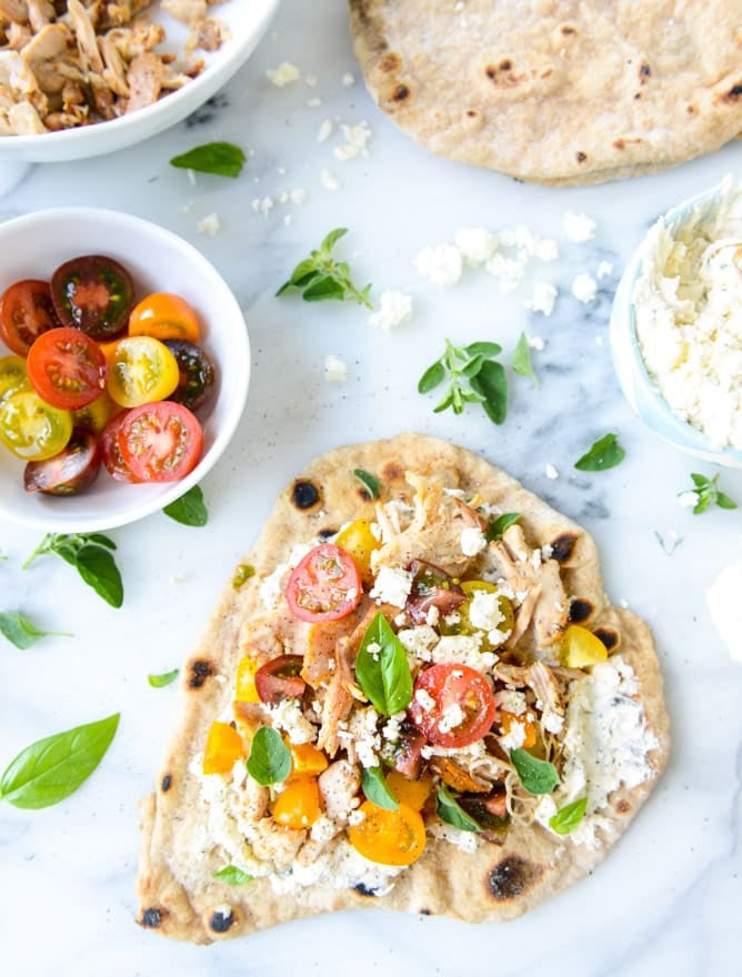 smoky grilled chicken pita flatbreads with creamy feta I howsweeteats.com