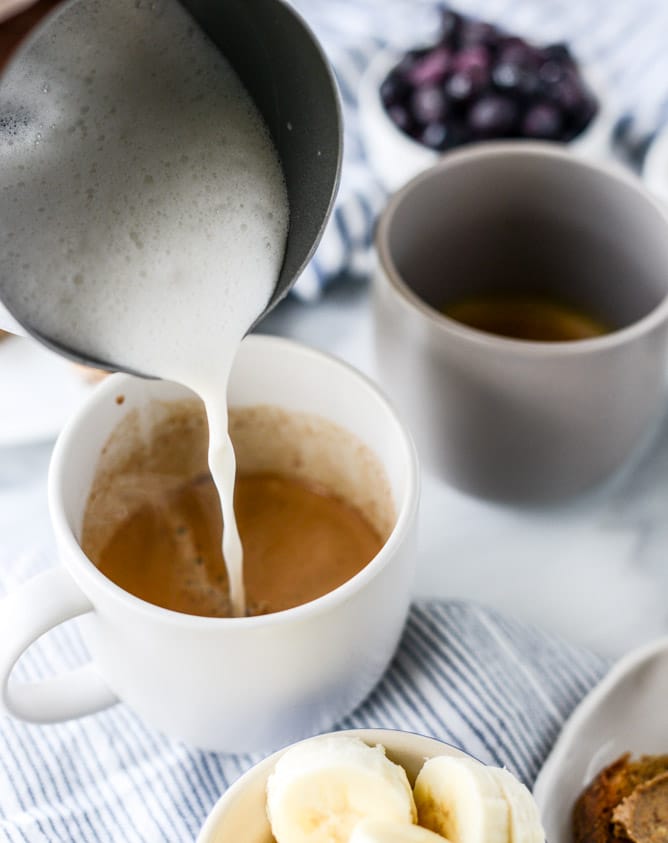 how to make a nutella latte I howsweeteats.com