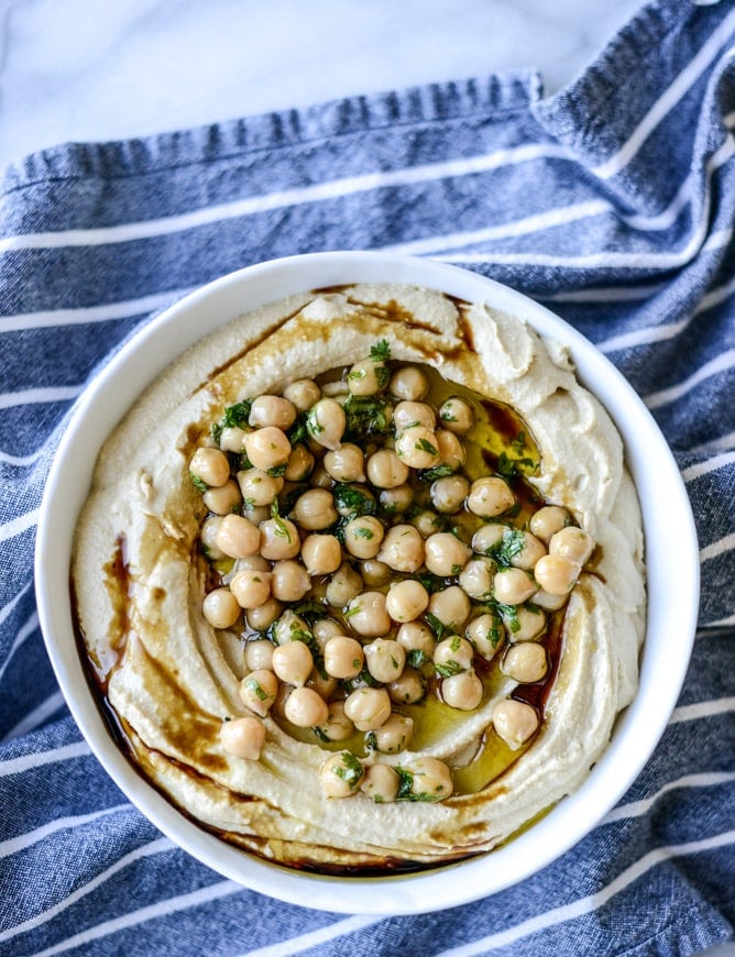 roasted butternut squash hummus I howsweeteats.com