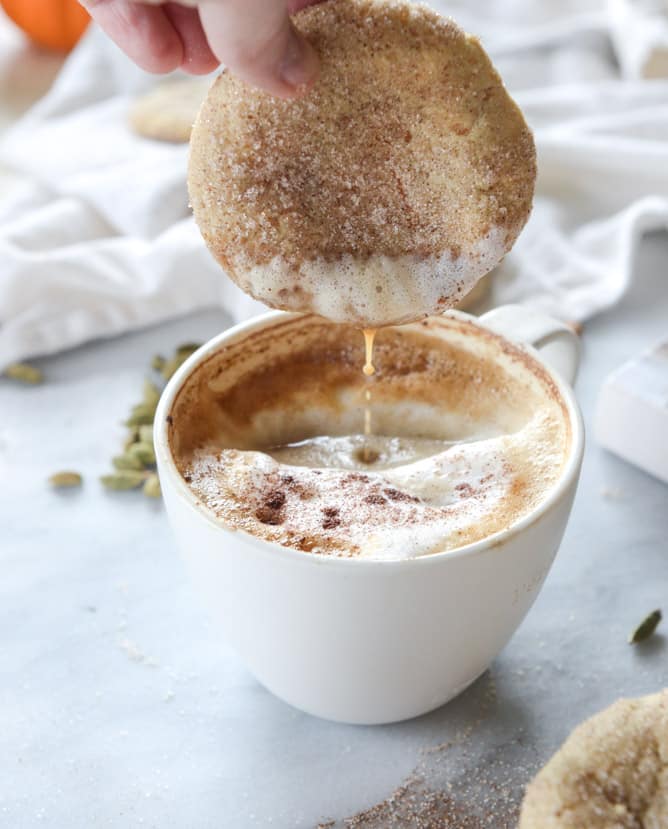 chewy chai snickerdoodles I howsweeteats.com