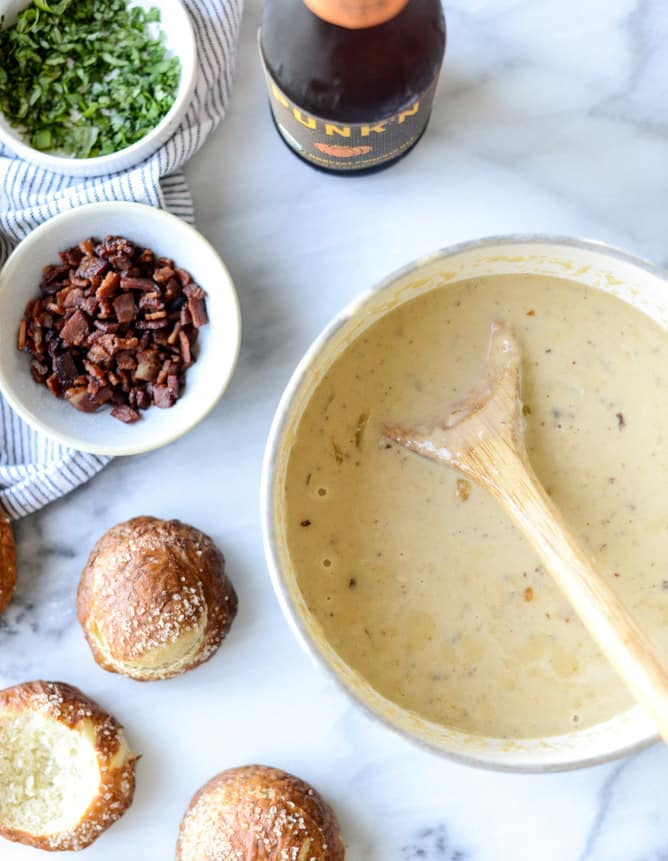 cider cheese soup shooters in mini pretzel bread bowls I howsweeteats.com