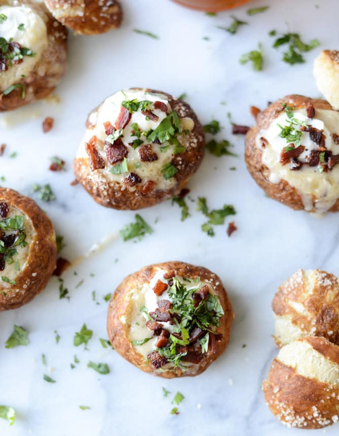 cider cheese soup shooters in mini pretzel bread bowls I howsweeteats.com