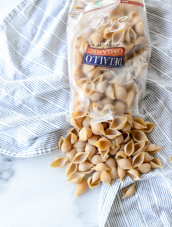 chickpea pasta soup I howsweeteats.com