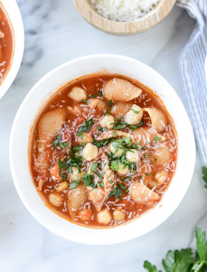 chickpea pasta soup I howsweeteats.com