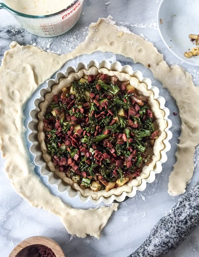 roasted broccolini, bacon and caramelized shallot quiche I howsweeteats.com