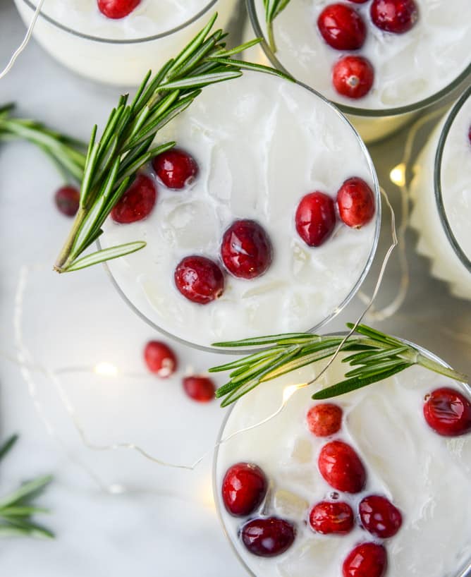 white christmas margarita punch I howsweeteats.com