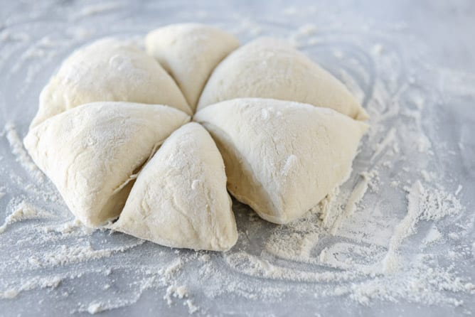 hot bacon cherry pepper hummus with pizza pita chips I howsweeteats.com