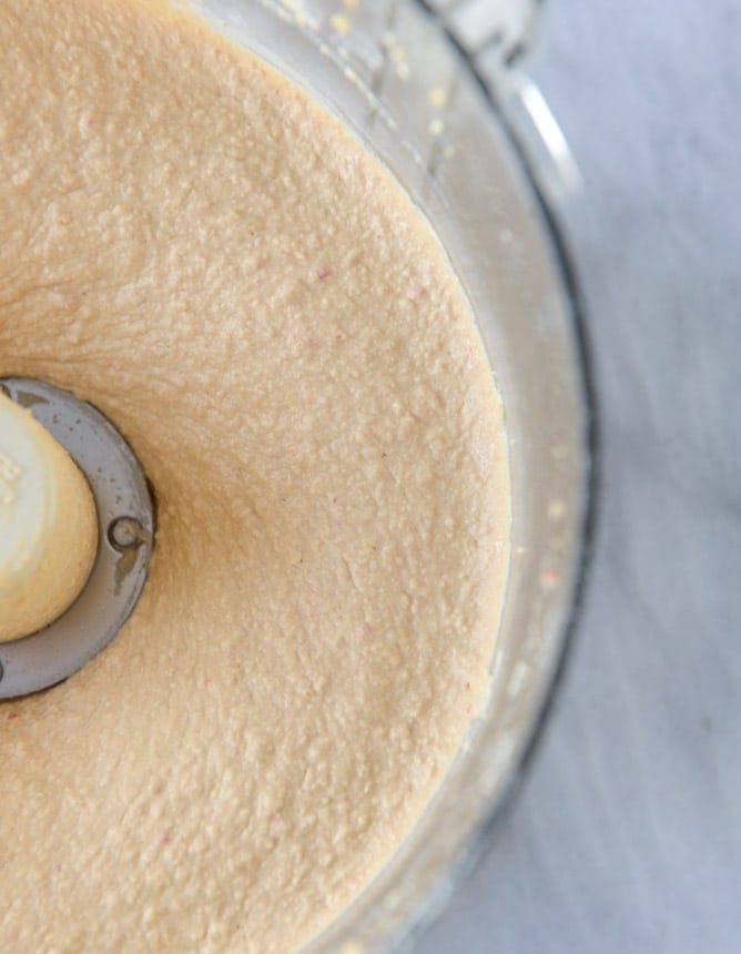 hot bacon cherry pepper hummus with pizza pita chips I howsweeteats.com