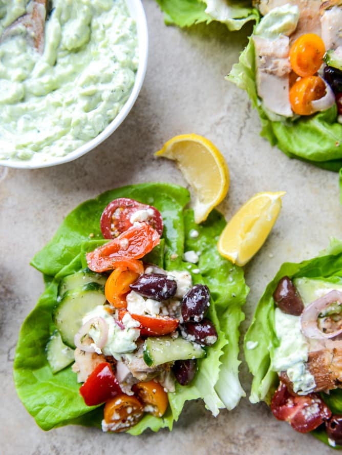 greek chicken lettuce cups with avocado tzatziki I howsweeteats.com