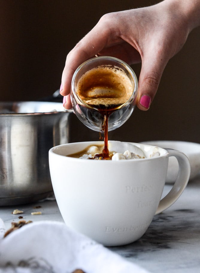 how to make an oatmeal latte I howsweeteats.com