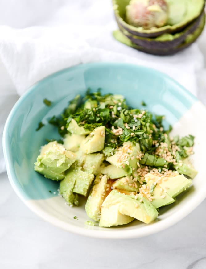 slow cooker sweet + spicy short rib tacos with sesame guacamole I howsweeteats.com