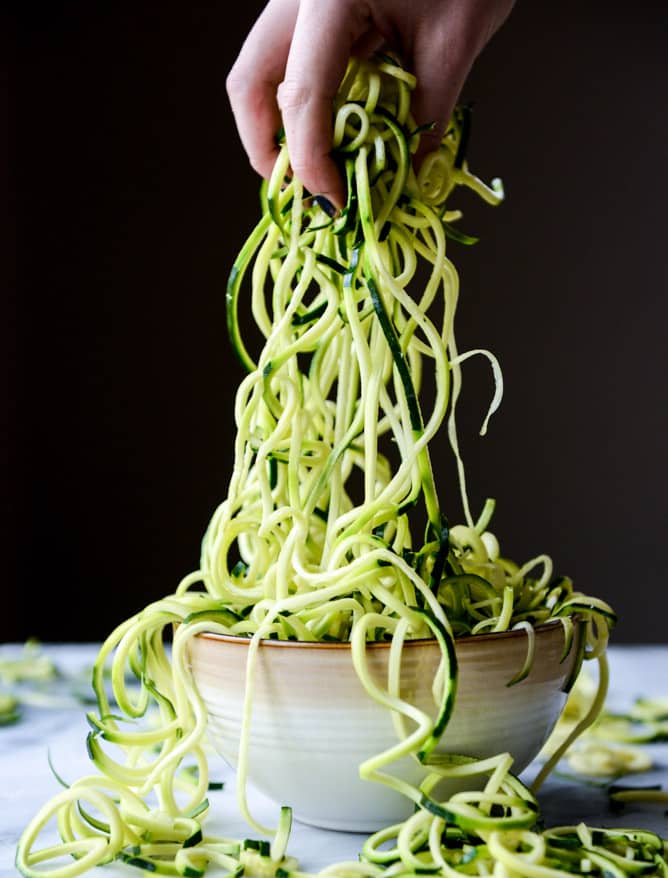 zucchini noodles with garlic tomato cream sauce I howsweeteats.com