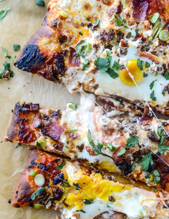 burrata breakfast pizza I howsweeteats.com