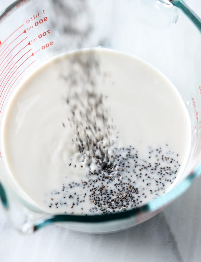 cereal milk chia pudding with lucky charms crumbs I howsweeteats.com