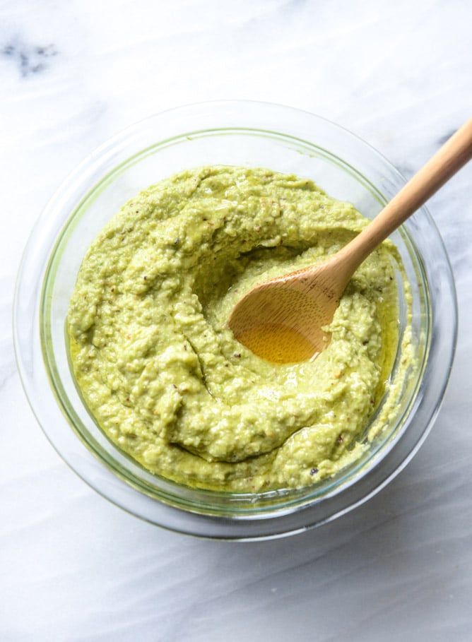 homemade ricotta gnocchi with asparagus pesto I howsweeteats.com