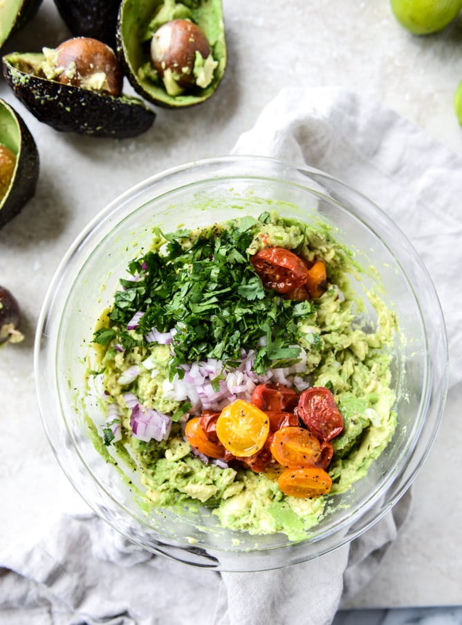 roasted tomato and charred lime guacamole I howsweeteats.com
