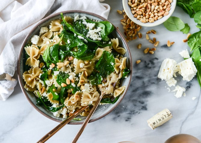farfalle with marinated feta, arugula and toasted pine nuts I howsweeteats.com