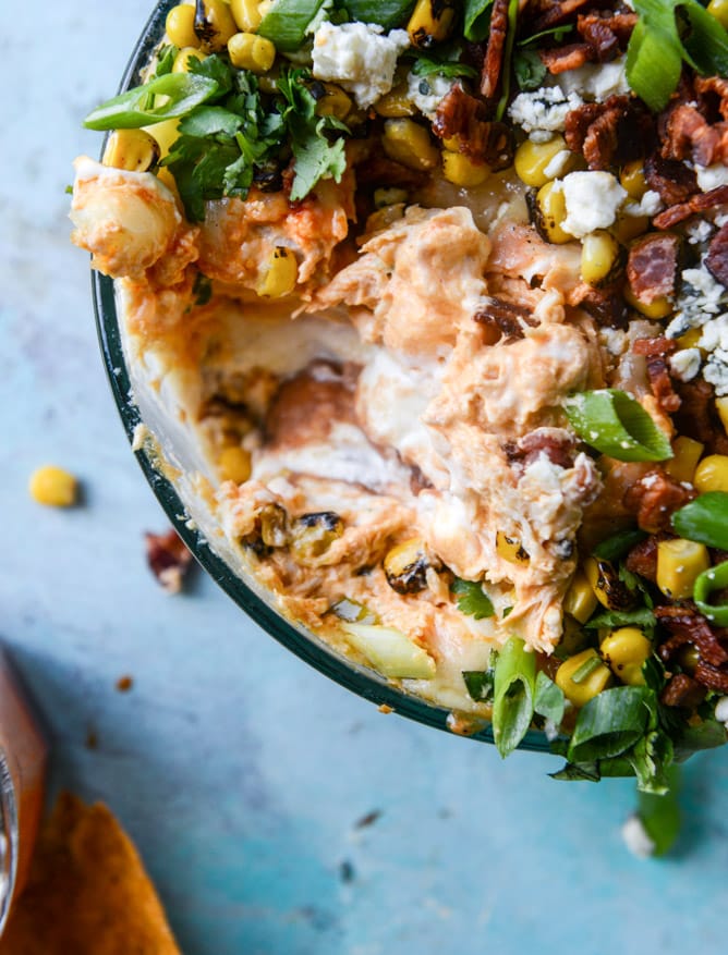 layered buffalo chicken dip I howsweeteats.com