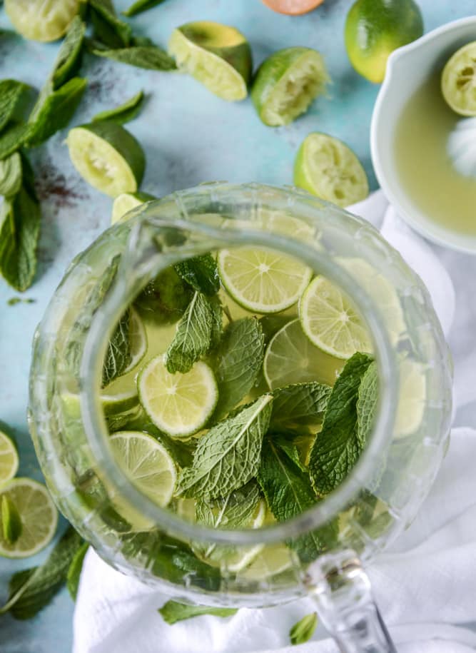 fresh mint limeade I howsweeteats.com