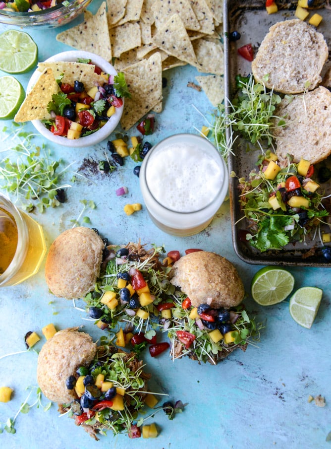 kalua pork sliders with mango blueberry salsa I howsweeteats.com