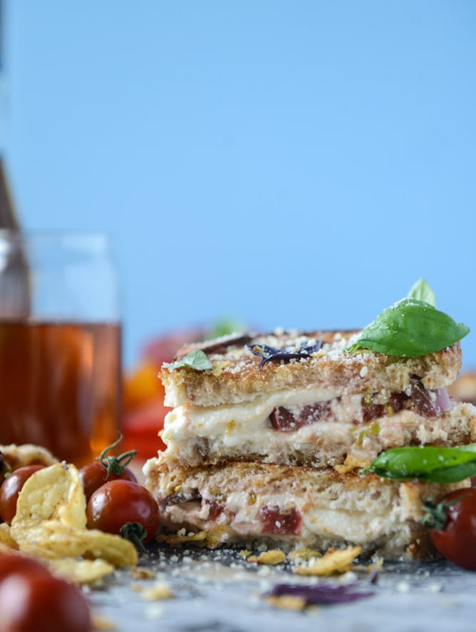 heirloom tomato and burrata grilled cheese by @howsweeteats I howsweeteats.com
