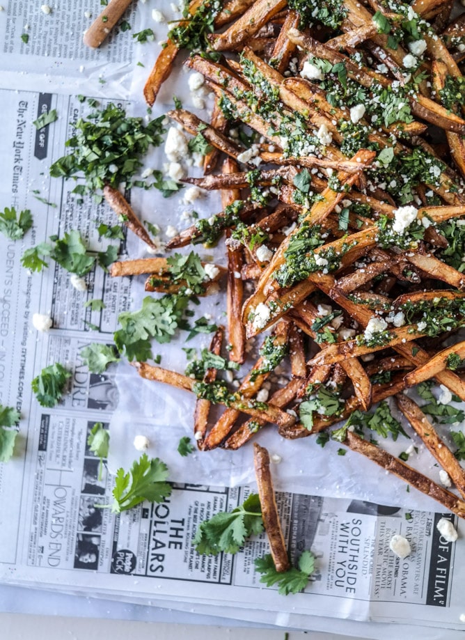 chimichurri fries with gorgonzola I howsweeteats.com